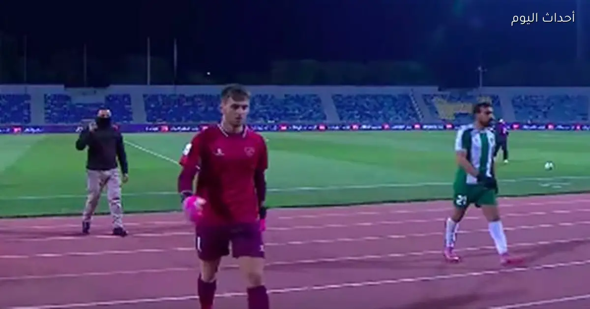 صافرات الإنذار تتسبب في إيقاف مباراة الأهلي والفيصلي بالدوري الأردني