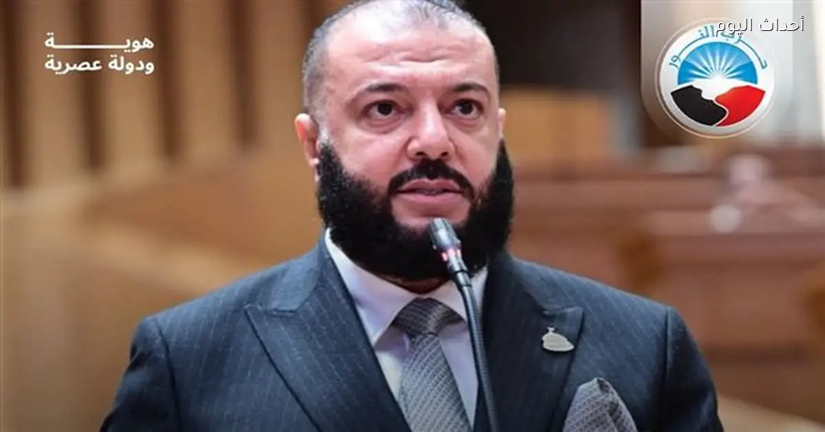 طلب إحاطة حول غلق المحال العامة وحماية العمالة