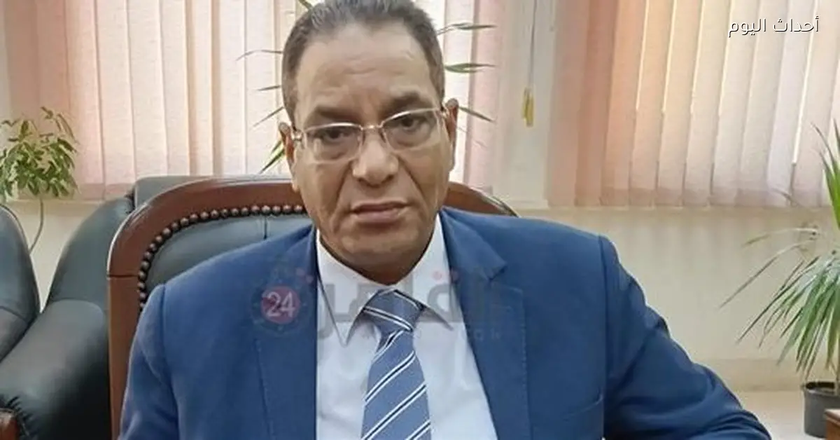 عميد تجارة العاصمة يعلن عن تطوير مناهج 5 تخصصات جديدة بالكلية