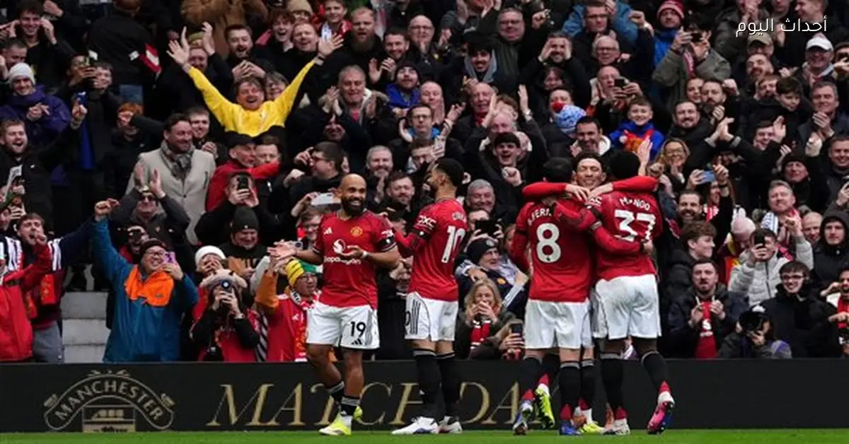 مانشستر يونايتد يلتقي أستون فيلا في منافسة قوية على المربع الذهبي للبريميرليج