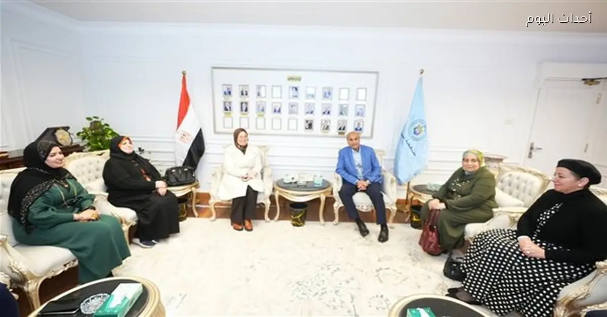 محافظ أسيوط يستقبل وفد المجلس القومي للمرأة لدعم تمكينها