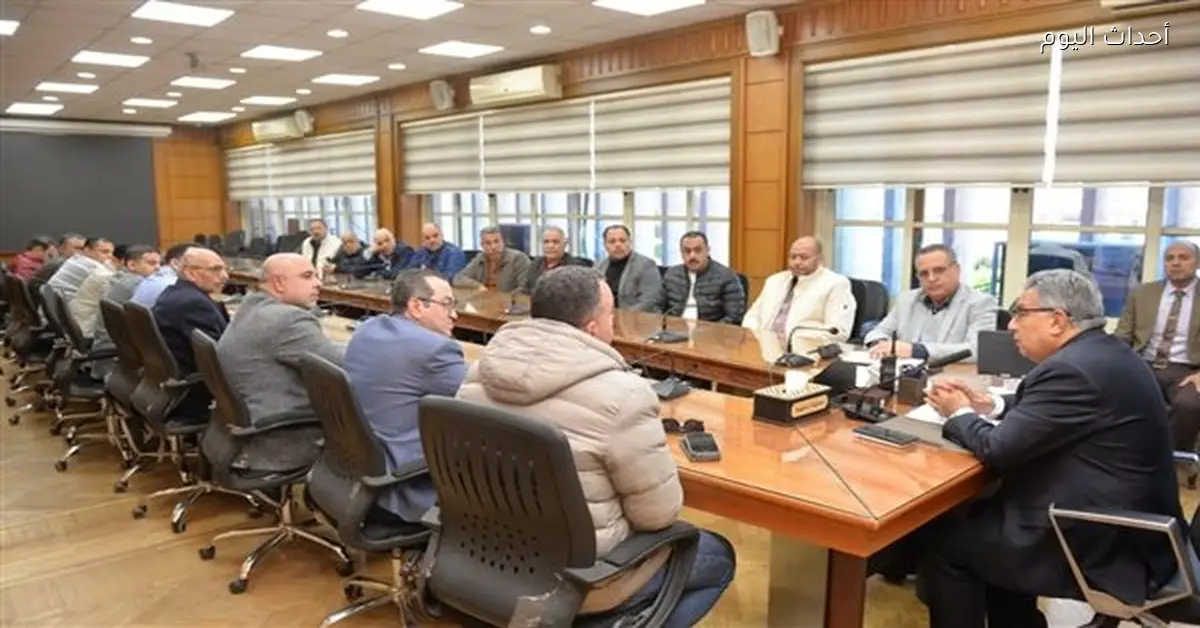 محافظ الدقهلية يبحث معوقات المخابز في الاجتماع الأول