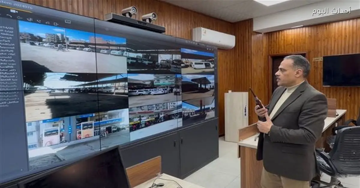 محافظ الشرقية يتابع حركة المواقف ومحطات الوقود بالفيديو كونفرانس