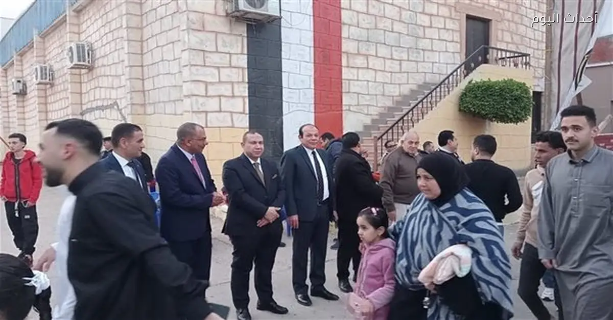 محافظ الشرقية ينيب رؤساء المراكز للاحتفال بالعيد مع المواطنين