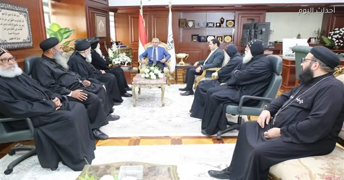 محافظ بني سويف يتلقى تهاني عيد الفطر من قيادات الكنائس