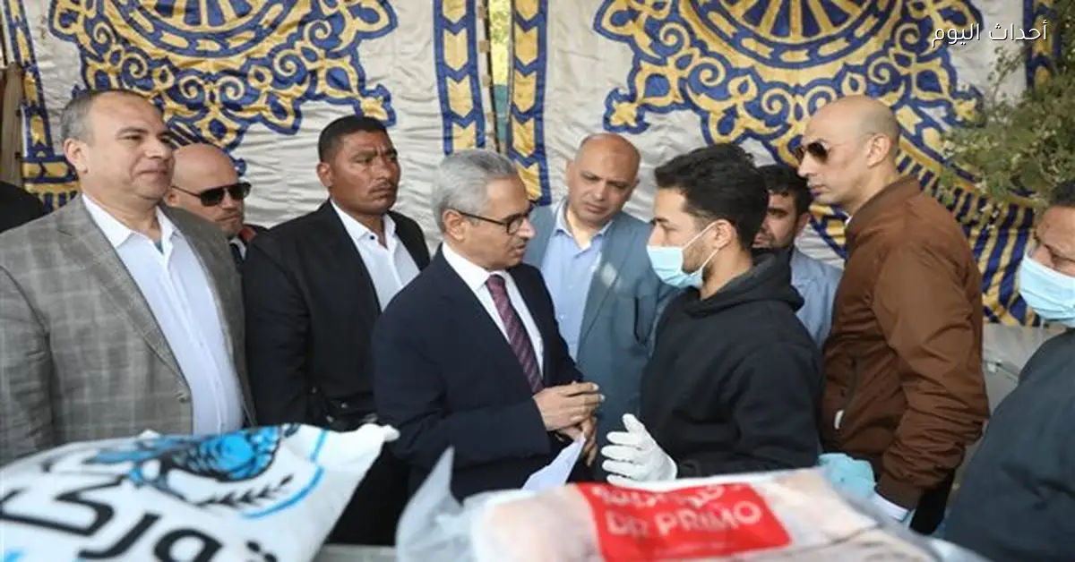 محافظ بني سويف يزور معارض أهلاً رمضان لمتابعة توافر السلع