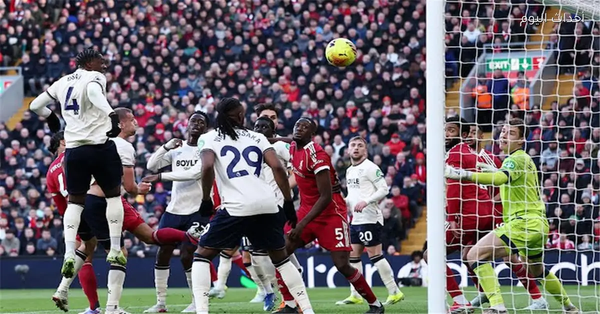 محمد صلاح يقود ليفربول لفوز كبير على وست هام بخماسية في الدوري الإنجليزي