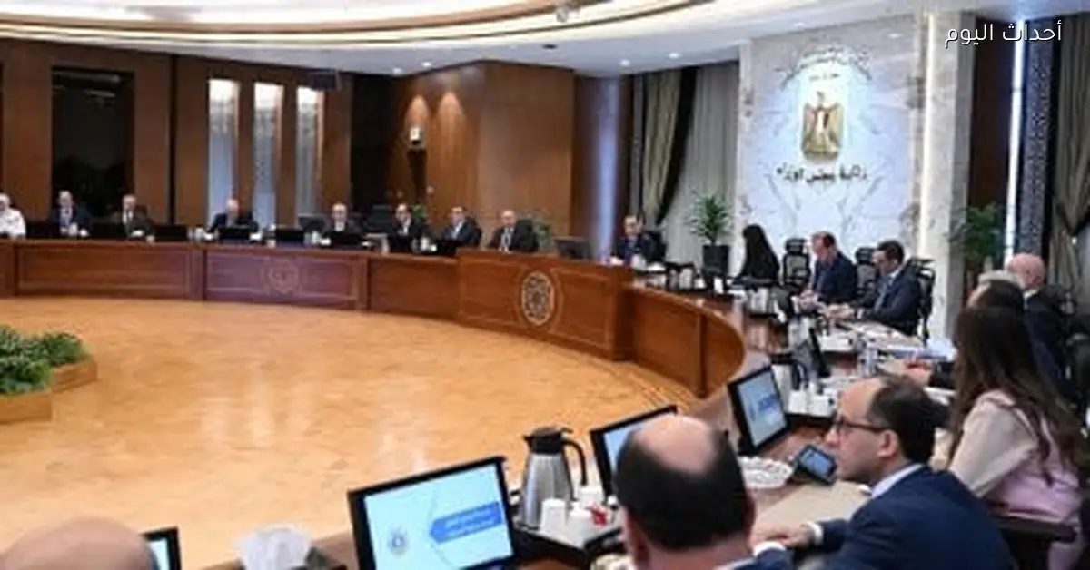 مدبولي يتابع تدبير الاعتمادات المالية لتأمين احتياجات المواد البترولية