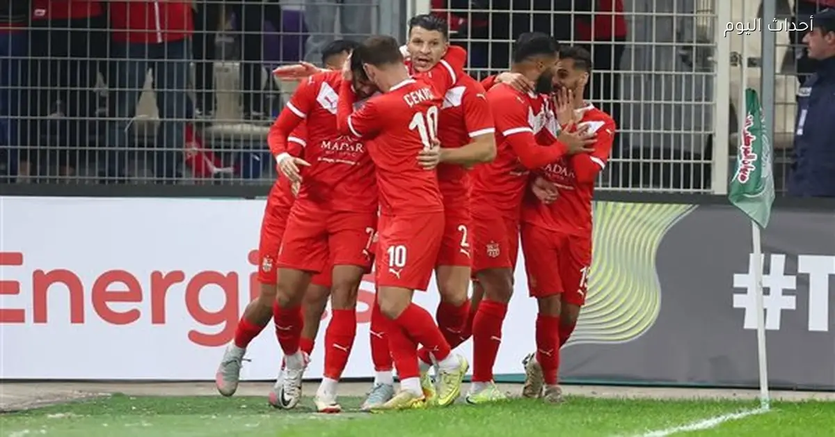 مدرب شباب بلوزداد يتعرض للإيقاف والعزل قبل مباراة الزمالك