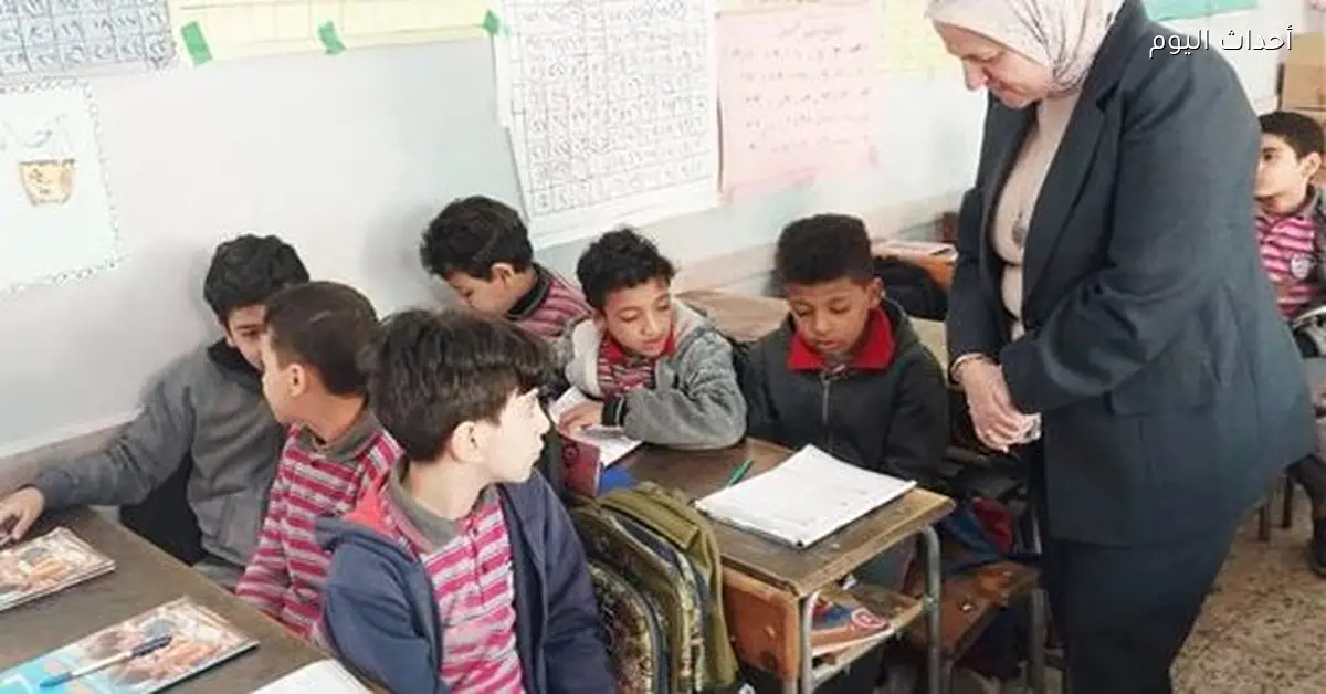 مدير تعليم القاهرة تتابع تقييم الطلاب والحضور