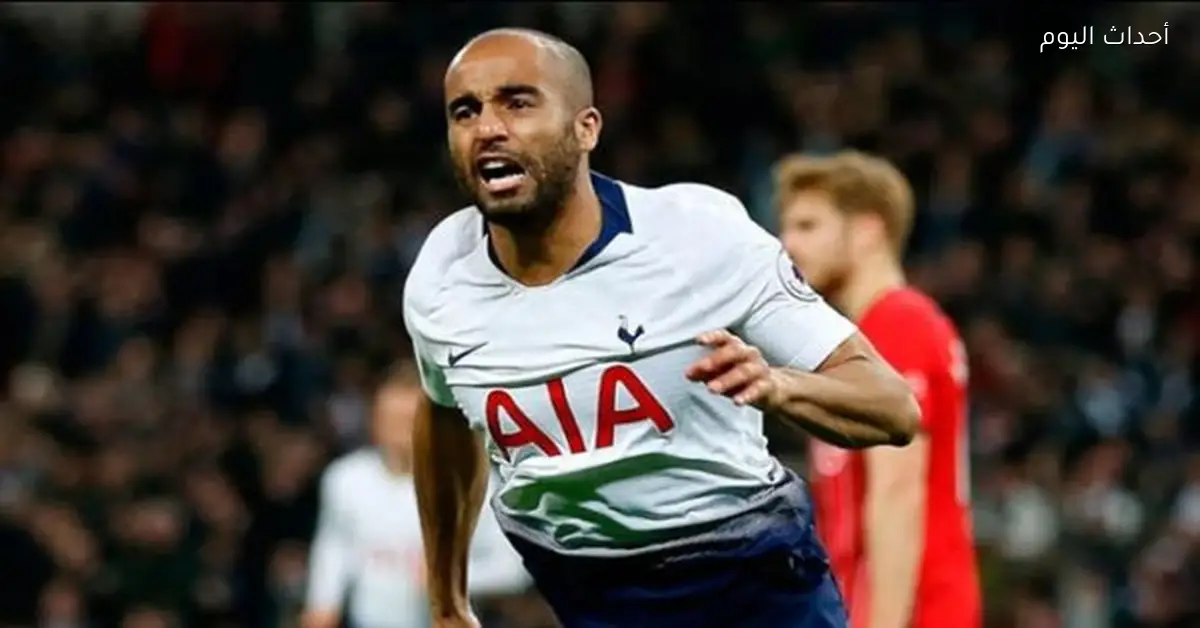 مفاوضات الأهلي مع لوكاس مورا قبل اعتزاله