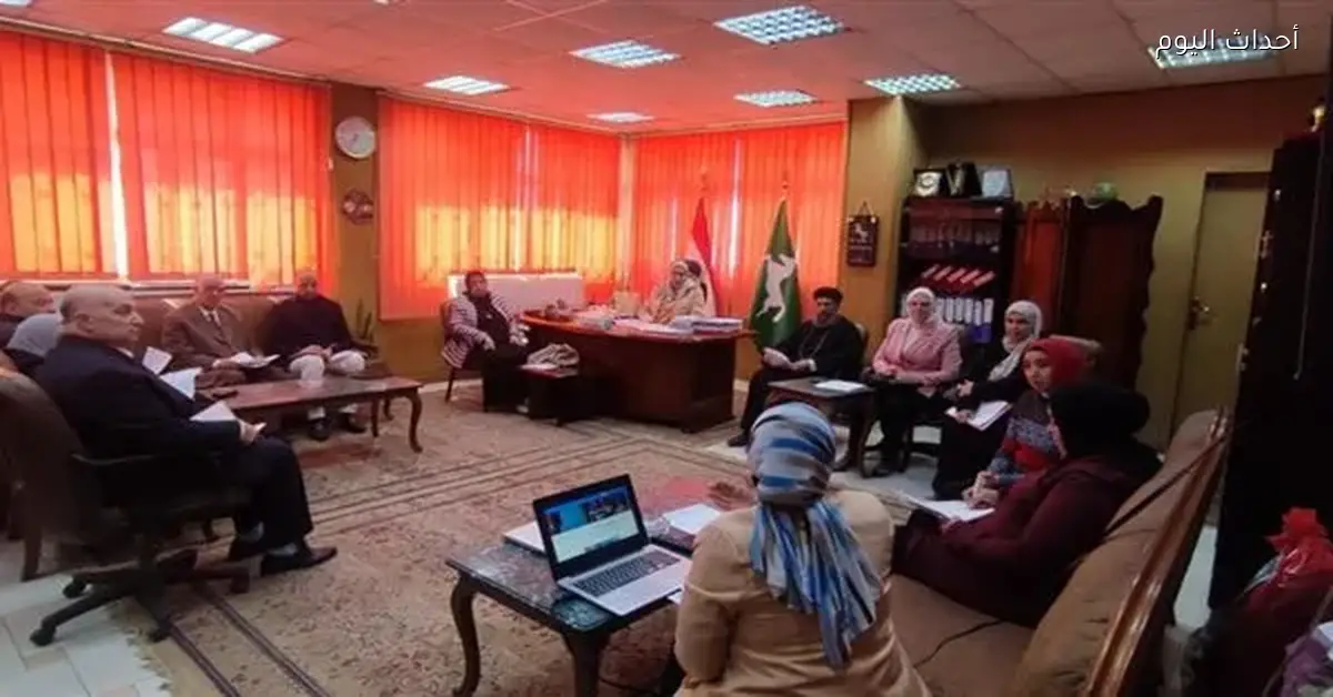 نائبة محافظ الشرقية تناقش خطة محو الأمية مع لجنة اليونسكو