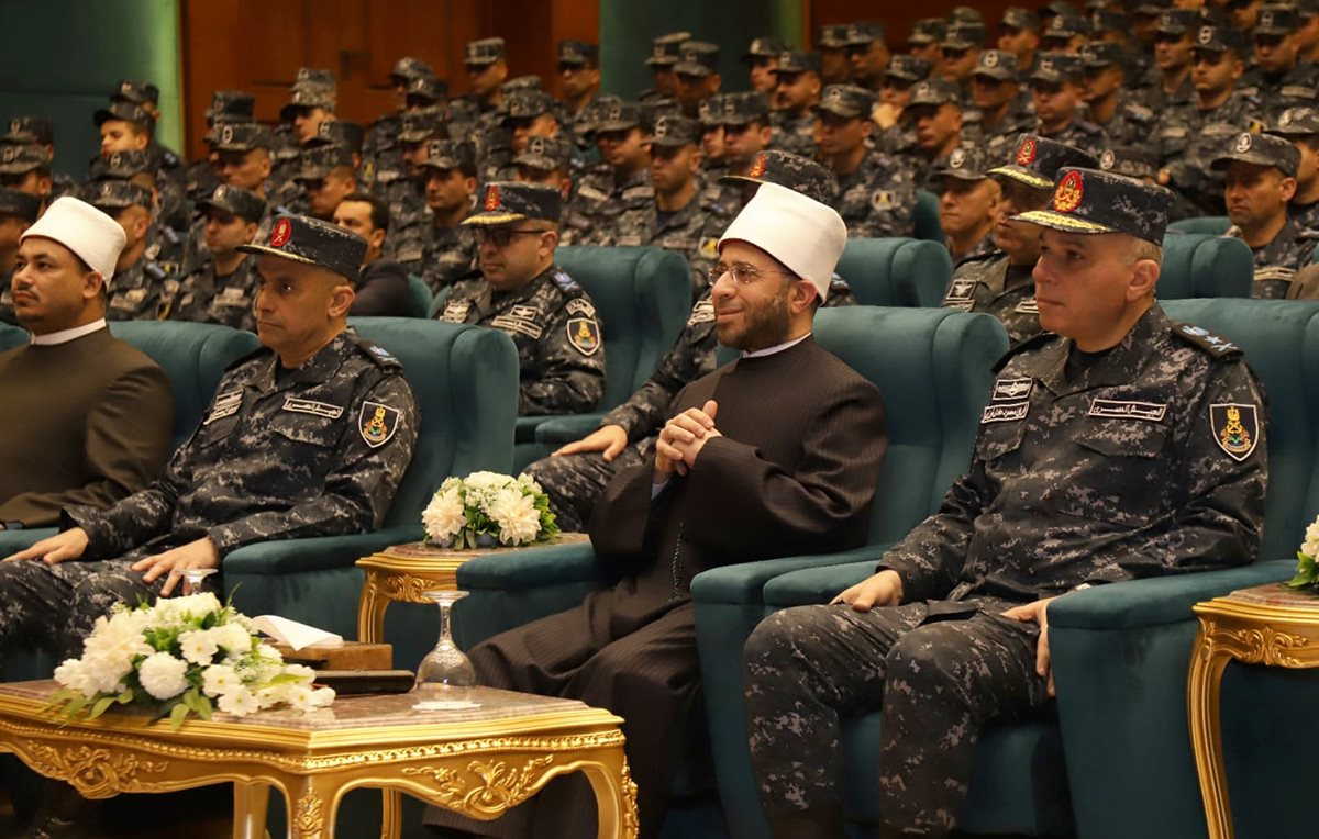 جانب من الندوة 