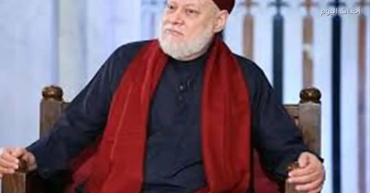 هل ممكن تصلي المرأة على الكرسي عشان الستر؟ رد قاطع من علي جمعة