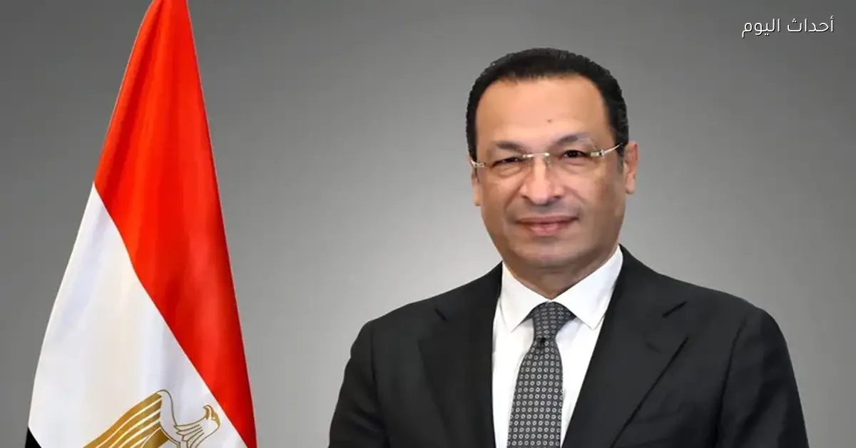 وزير الاتصالات يحضر الاجتماع لمتابعة قضايا المصريين في الخارج