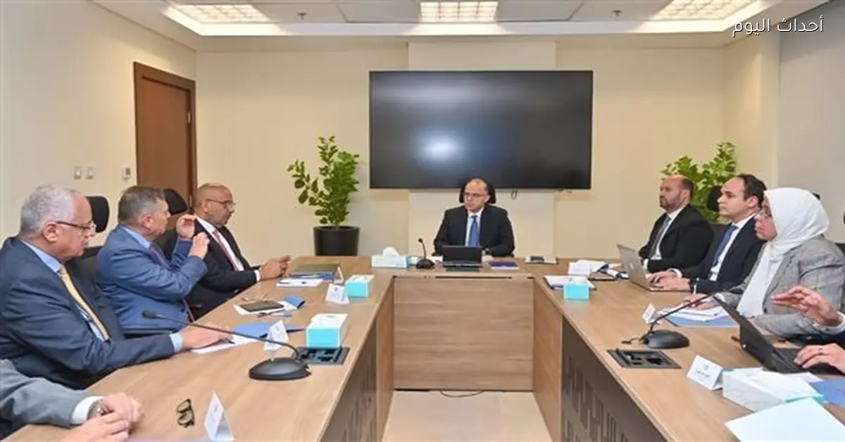 وزير الاستثمار يؤكد اهتمام الدولة بالسلع الاستراتيجية مثل السكر