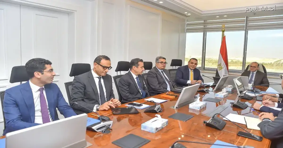 وزير الاستثمار يطلب من المكاتب التجارية زيادة جهود جذب الاستثمارات وتعزيز الصادرات المصرية