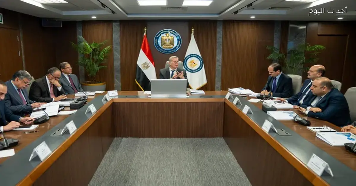 وزير البترول يعلن استعدادات لتأمين احتياجات الطاقة الصيف المقبل
