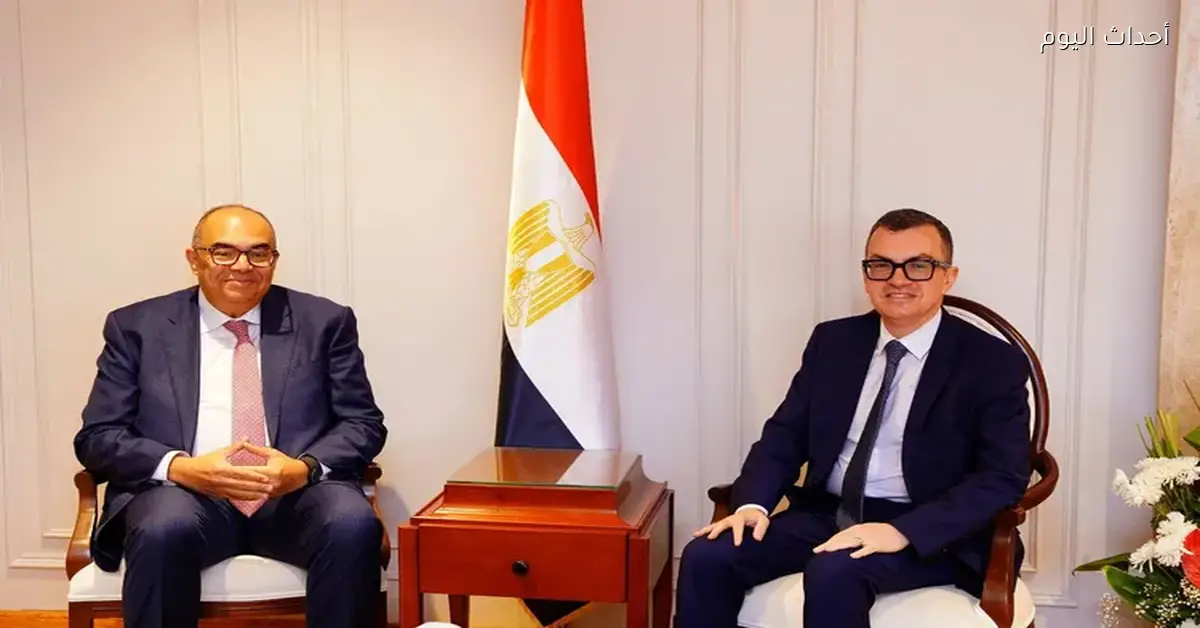 وزير التخطيط يناقش طرق توسيع أدوات التمويل لدعم المشروعات التنموية