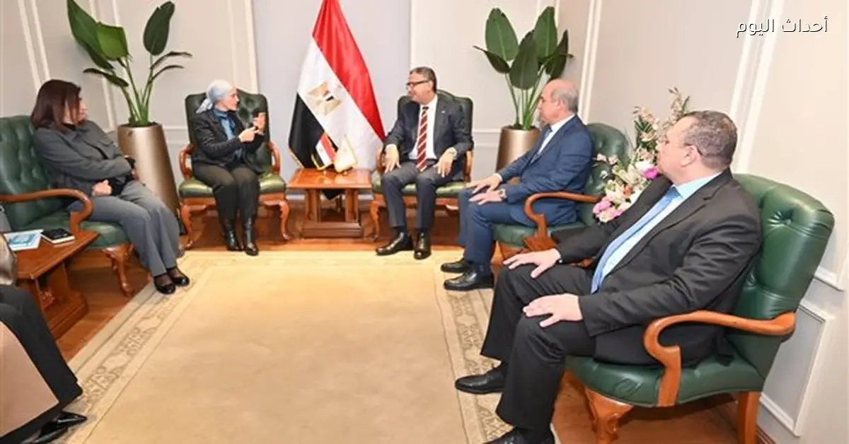 وزير التموين يبحث تعزيز التعاون مع مدير برنامج الأغذية العالمي