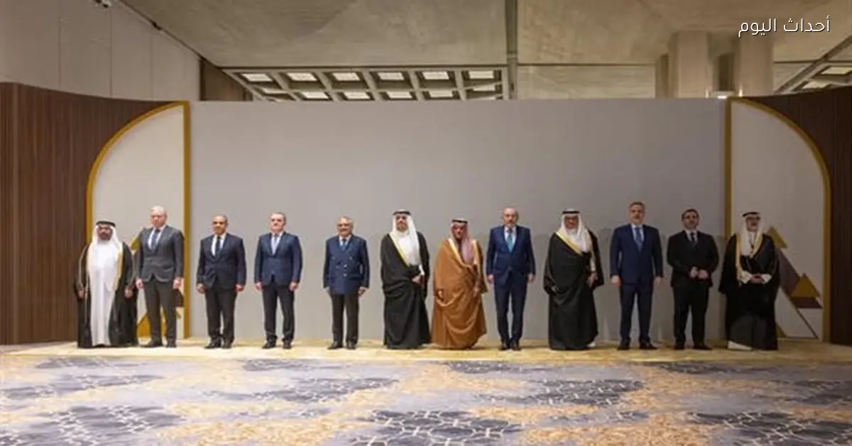 وزير الخارجية يؤكد تضامننا مع الخليج ويرفض الاعتداءات الإيرانية