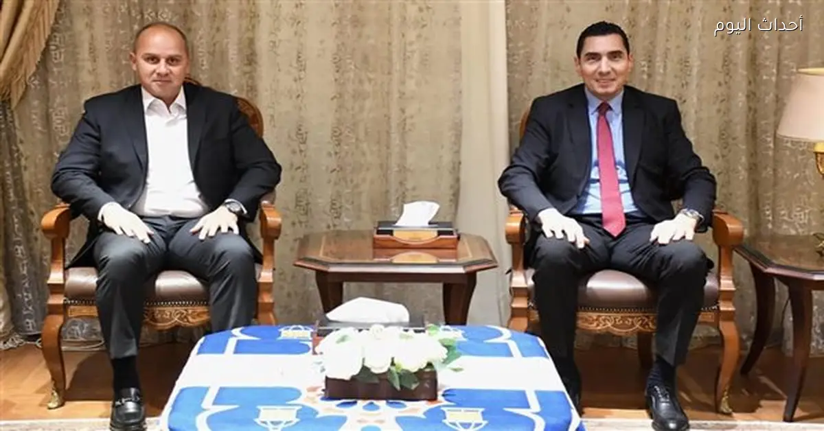 وزير الرياضة يلتقي رئيس بيرزنتيشن لايف لتعزيز التعاون الرياضي