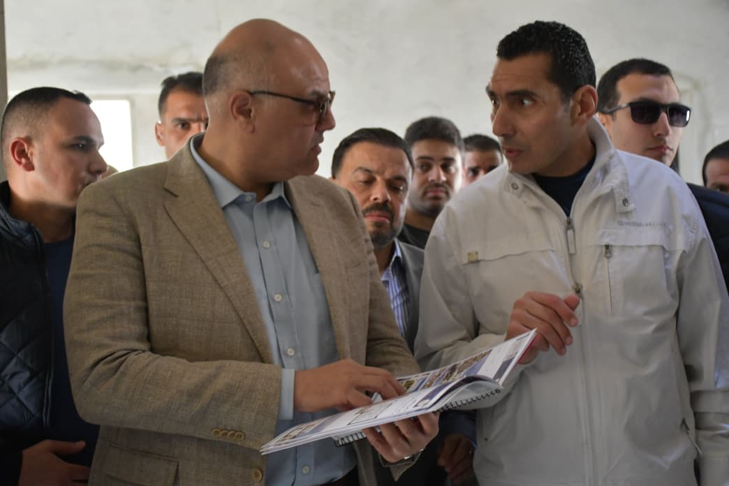 وزير الشباب والرياضة ومحافظ الإسكندرية يتفقدان منتدى الشباب بأبو قير 