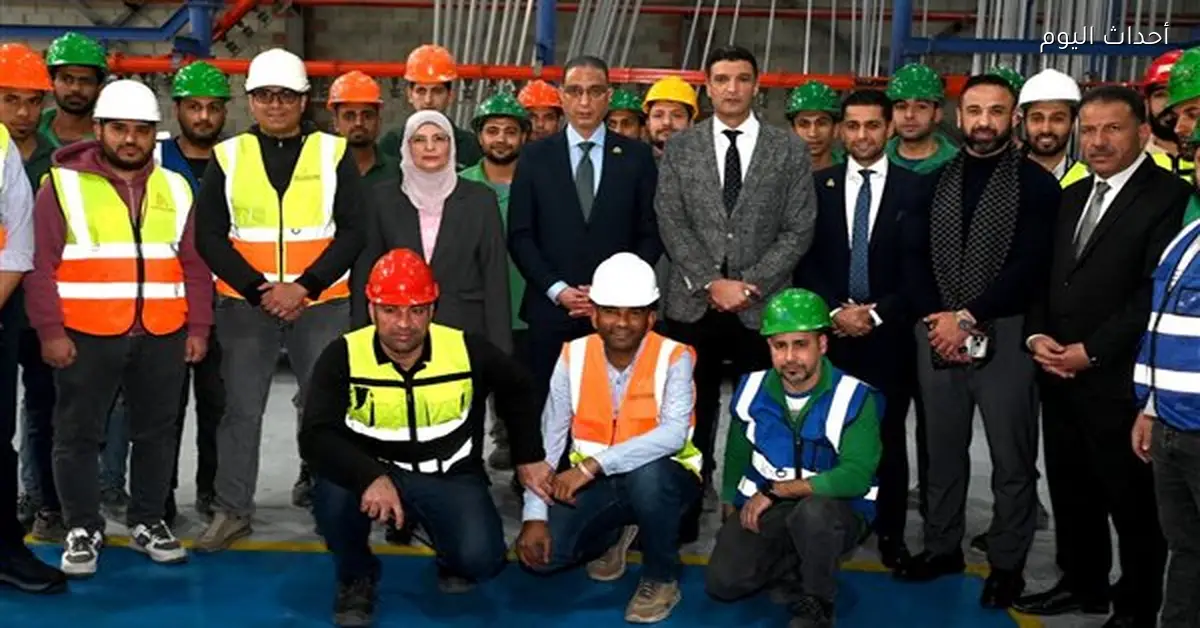 وزير الصناعة ومحافظ الجيزة يتفقدان مصانع الزجاج لدعم الاستثمار