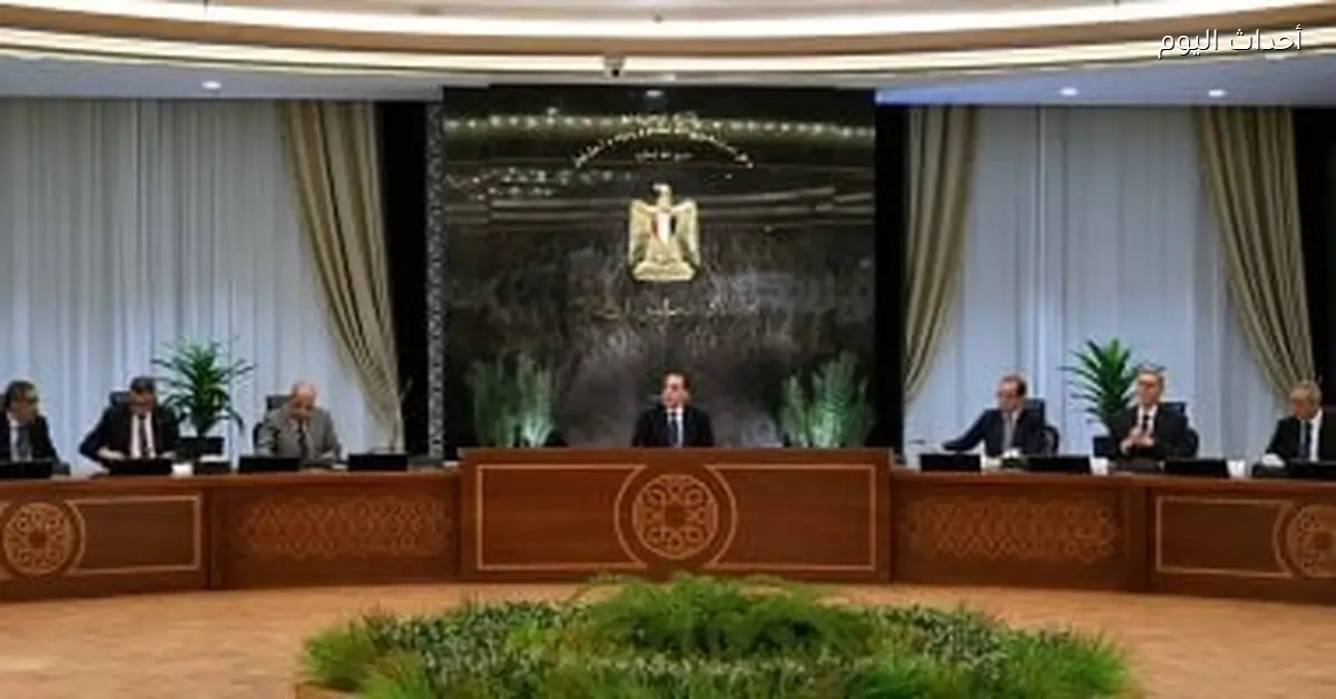 وزير الكهرباء يؤكد اتخاذ إجراءات لضمان استقرار التيار الصيف المقبل