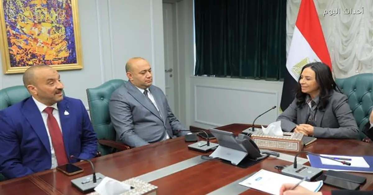 وزيرة التضامن تجتمع مع النواب لبحث طلبات دوائرهم