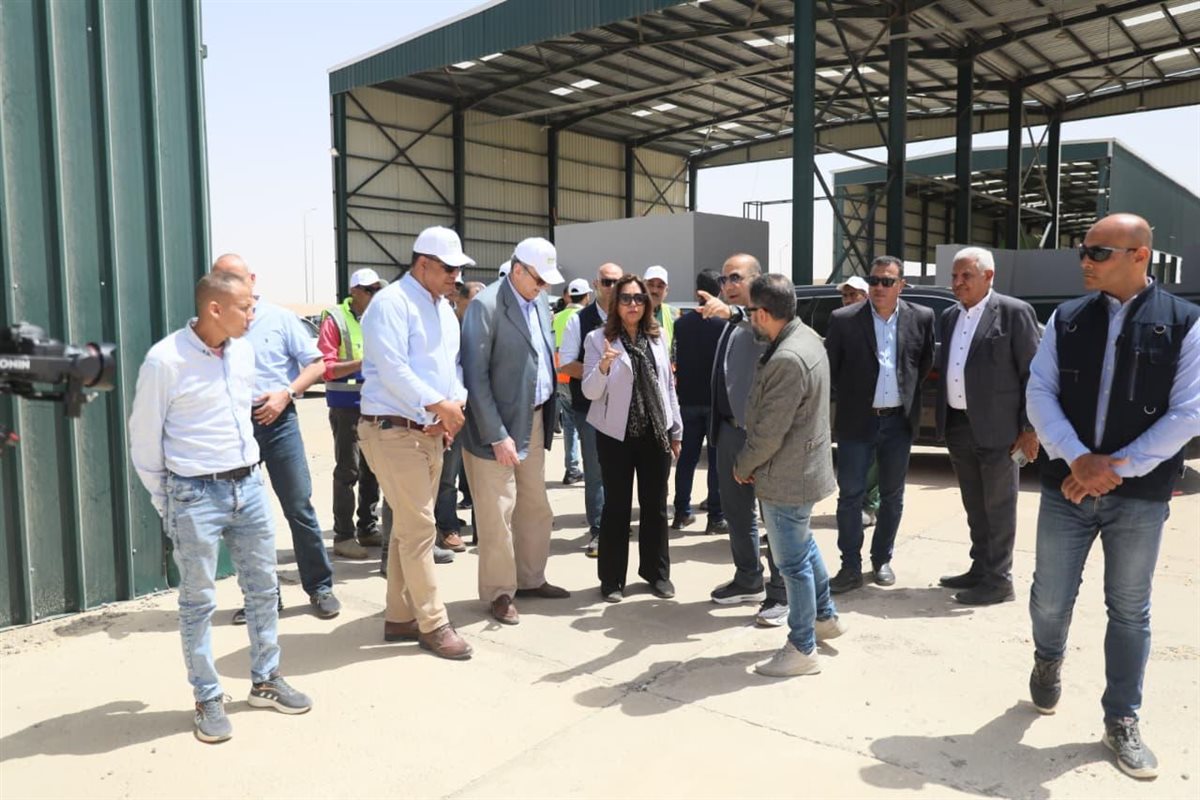 جانب من جولة الوزيرة