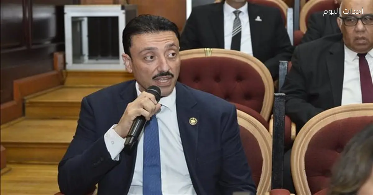 إسكان الشيوخ تبحث مقترح محمد رزق لإنشاء كباري بالتسعين الشمالي