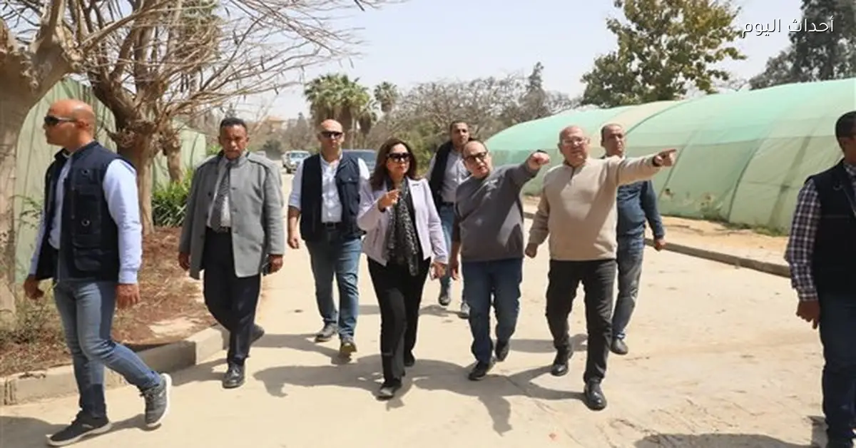 وزيرة التنمية المحلية تزور المشتل المركزي في القاهرة الجديدة