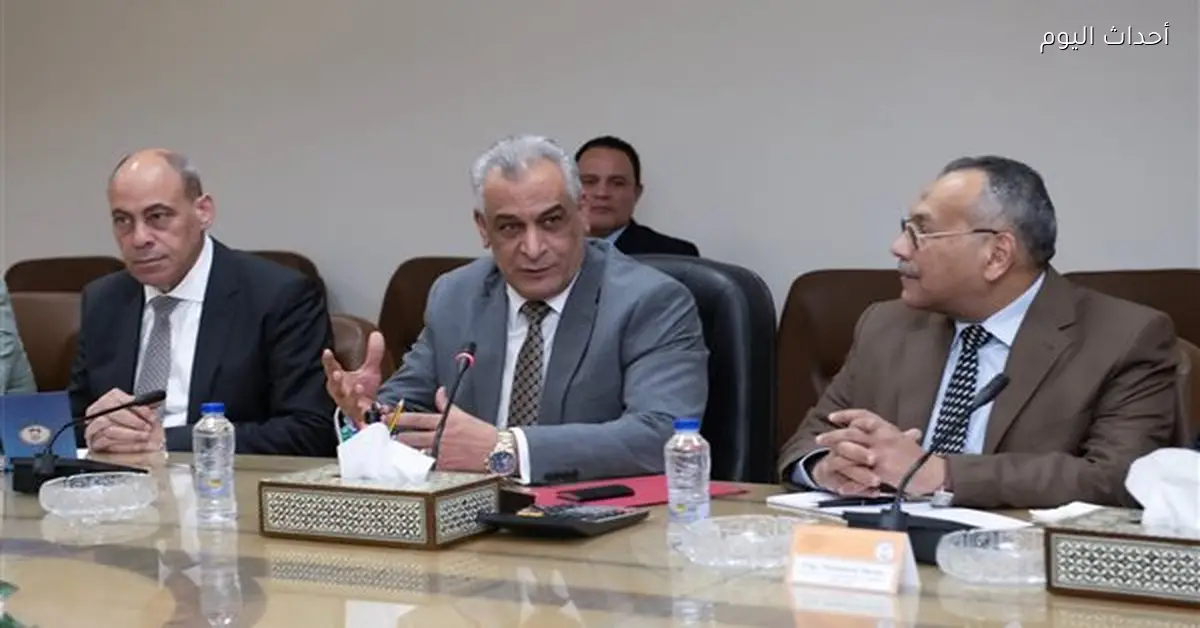 وزير الإنتاج الحربي يستقبل وفد من أفريقيا الوسطى لتعزيز التعاون