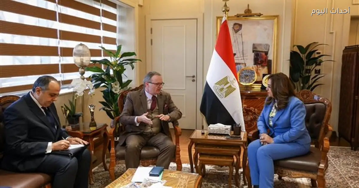 وزيرة التنمية المحلية تبحث التعاون مع سفير التشيك