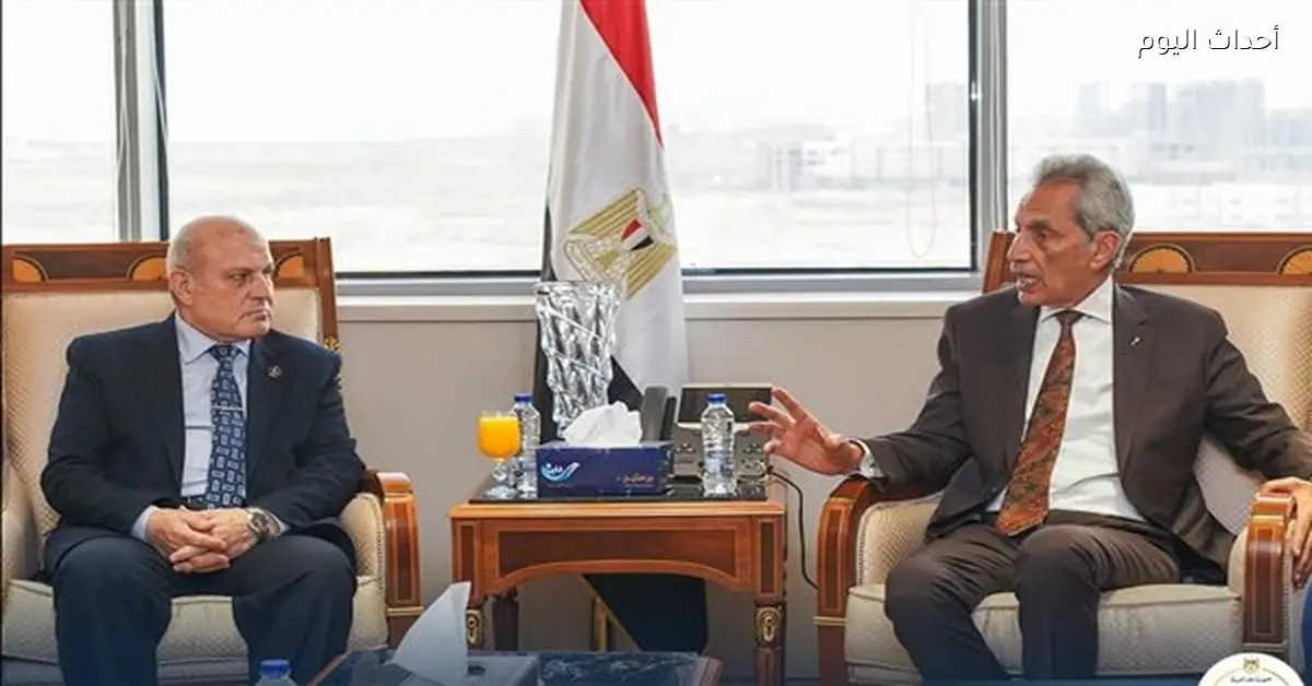 وزير شئون المجالس النيابية يستقبل رئيس النيابة الإدارية