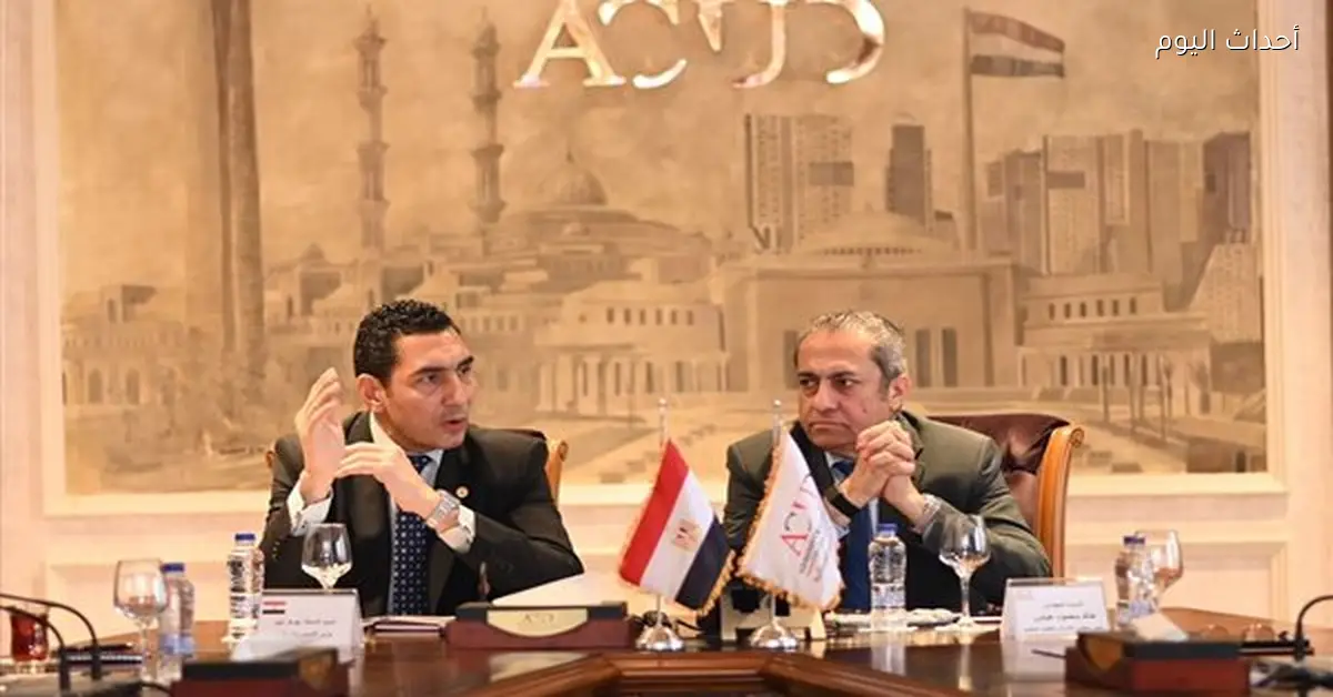 وزير الرياضة يلتقي رئيس شركة العاصمة الإدارية لتعزيز التعاون