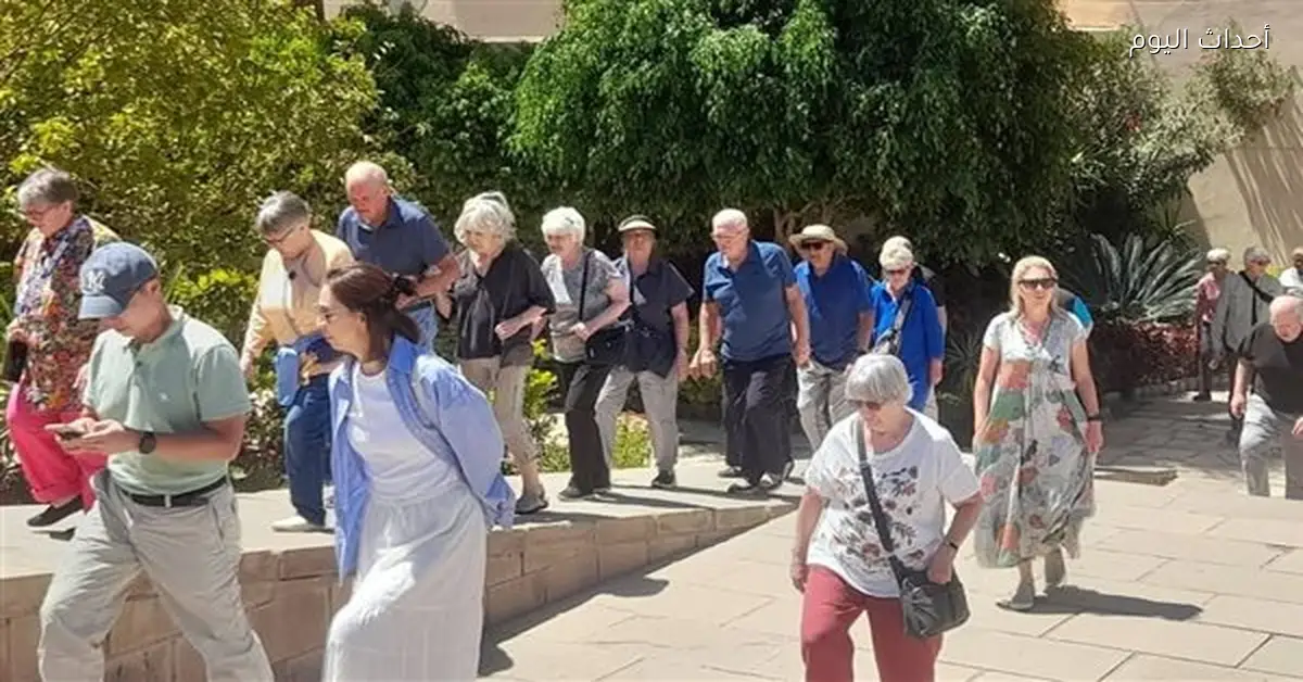 مكتبة مصر العامة ومركز التراث يستقطبان زواراً دوليين