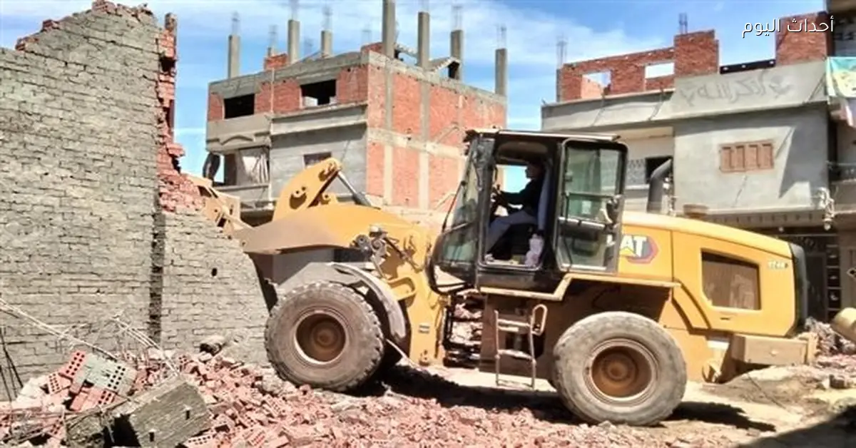 محافظ الدقهلية يراقب جهود مواجهة مخالفات البناء