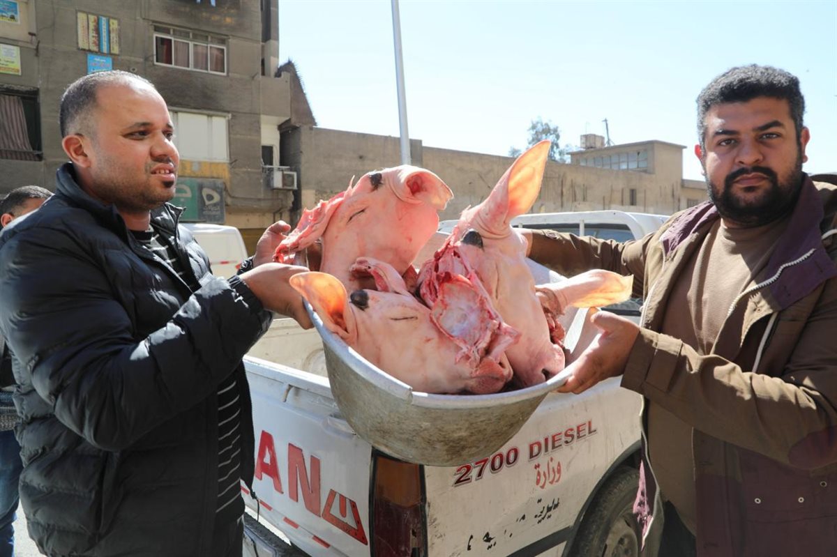جانب من اللحوم المذبوحة خارج المجازر الرسمية