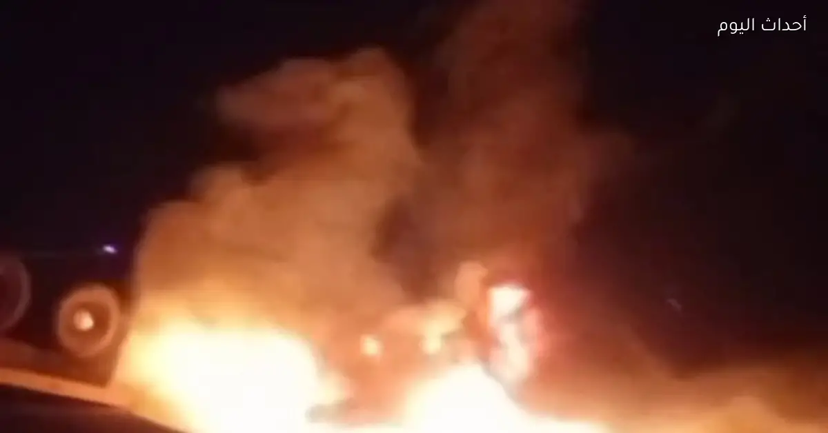 إصابة شخصين في انقلاب سيارة نقل بالسويس