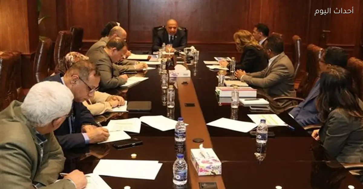 اجتماع وزير الكهرباء مع سيمنس لتطوير مركز التحكم في الطاقة