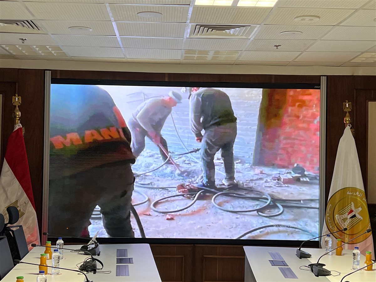 جانب من أعمال الإزالة