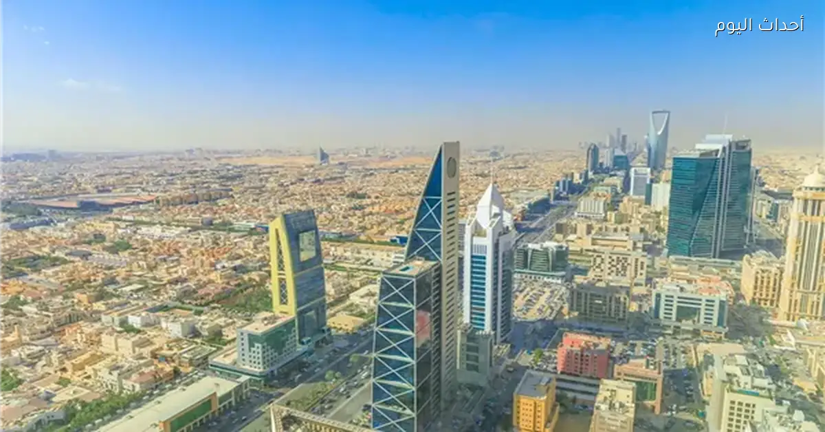 القطاع غير النفطي السعودي ينكمش لأول مرة منذ 6 سنوات