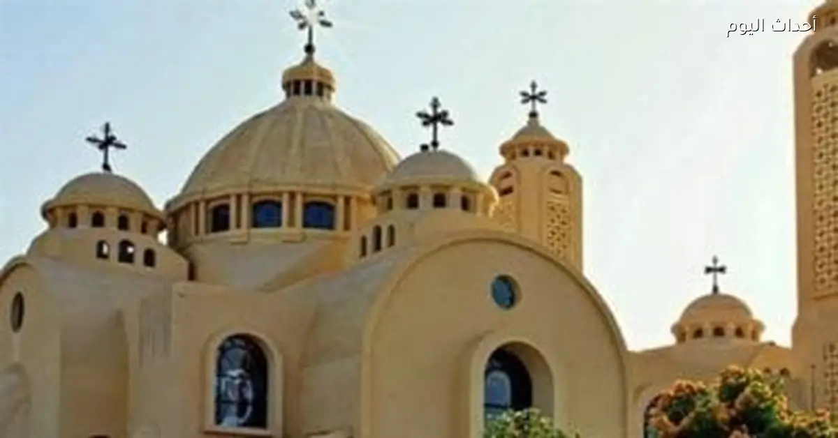 الكنائس تتزين بأغصان الزيتون احتفالًا بأحد الشعانين اليوم