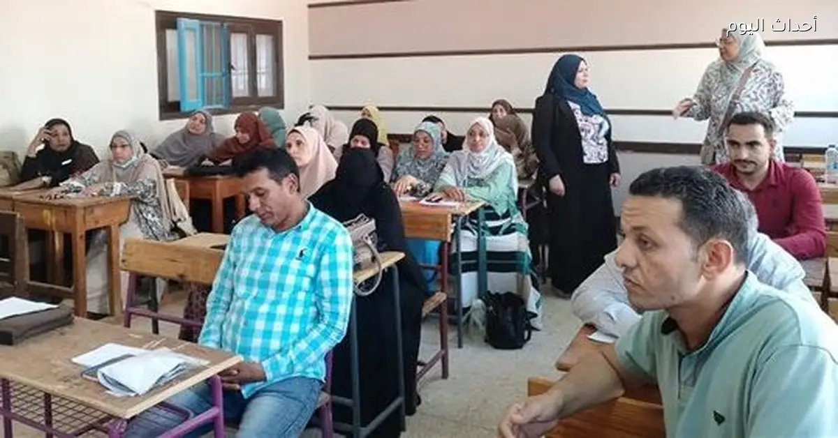 تدريب مكثف لمعلمي الرياضيات والعلوم ومديري مدارس اللغات أونلاين