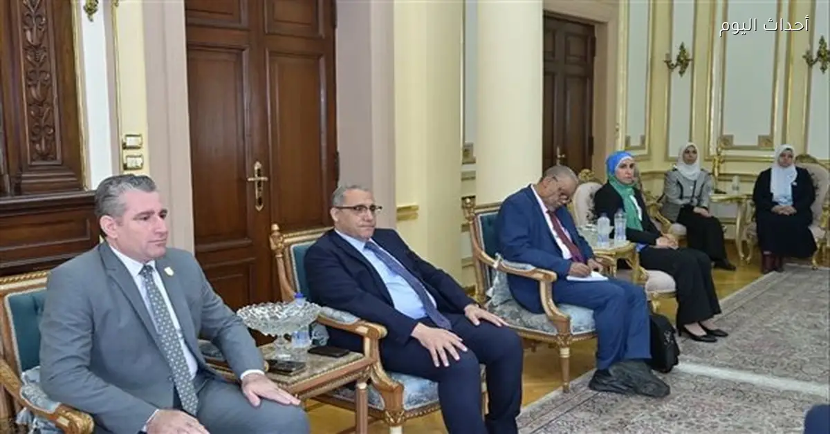 جامعة القاهرة تستقبل وفد ضمان الجودة لكلية الصيدلة