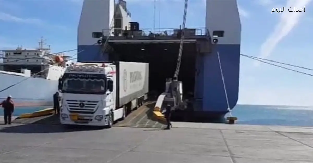 حجم تداول 17 ألف طن بضائع و947 شاحنة في موانئ البحر الأحمر