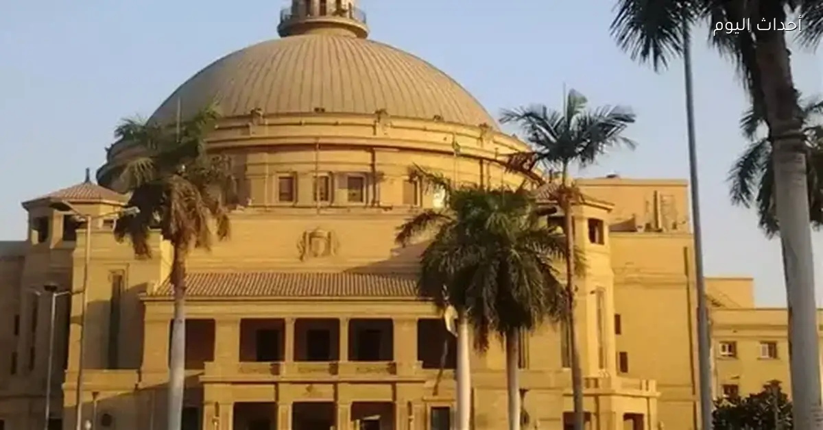 رئيس جامعة القاهرة يطلب مرونة في امتحانات الميد تيرم بسبب الظروف الجوية