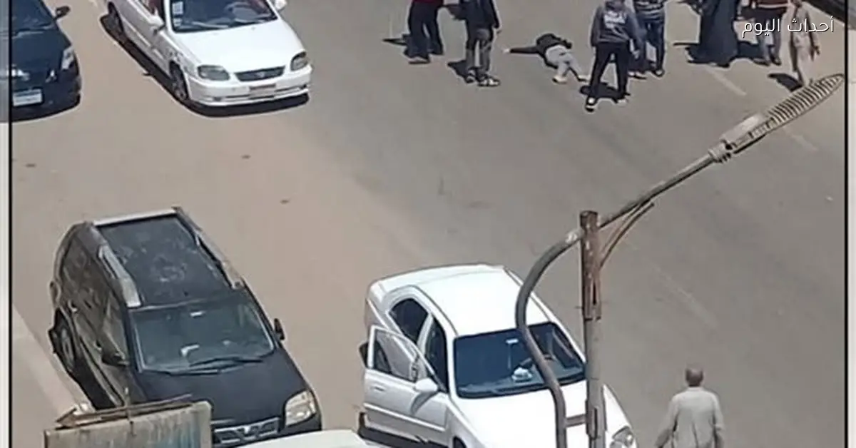 صبي يتعرض لإصابة نتيجة حادث صدم سيارة في السويس